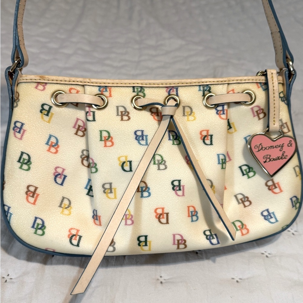 Vintage Dooney & Bourke Cream Shoulder Bag with Leather Trim